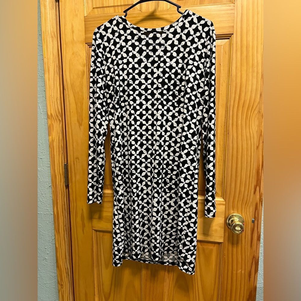 Michael Kors black and white printed dress with gold zipper on back size L